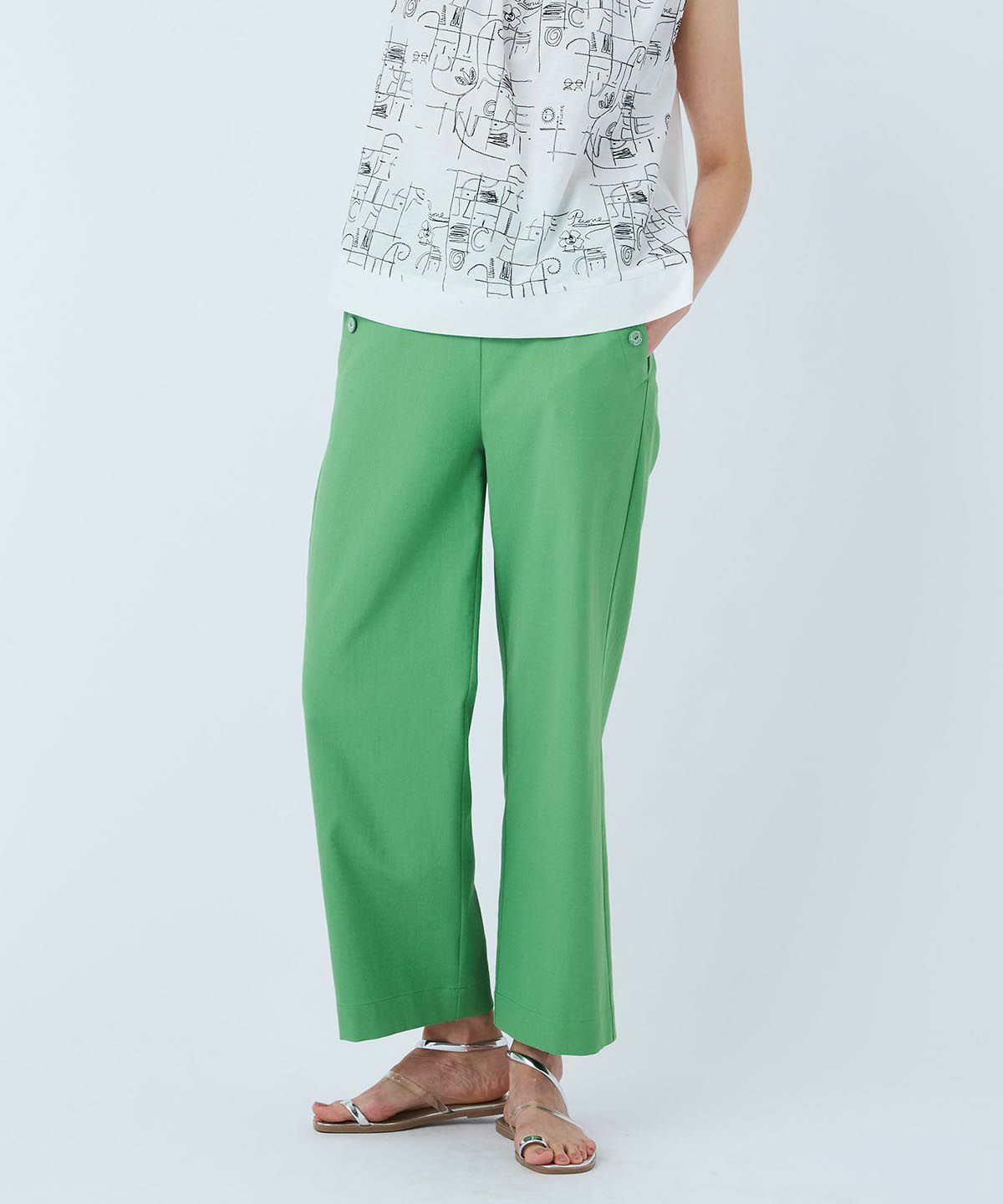 モデル着用画像（グリーン）