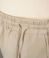 ウエスト調整部分（ベージュ）