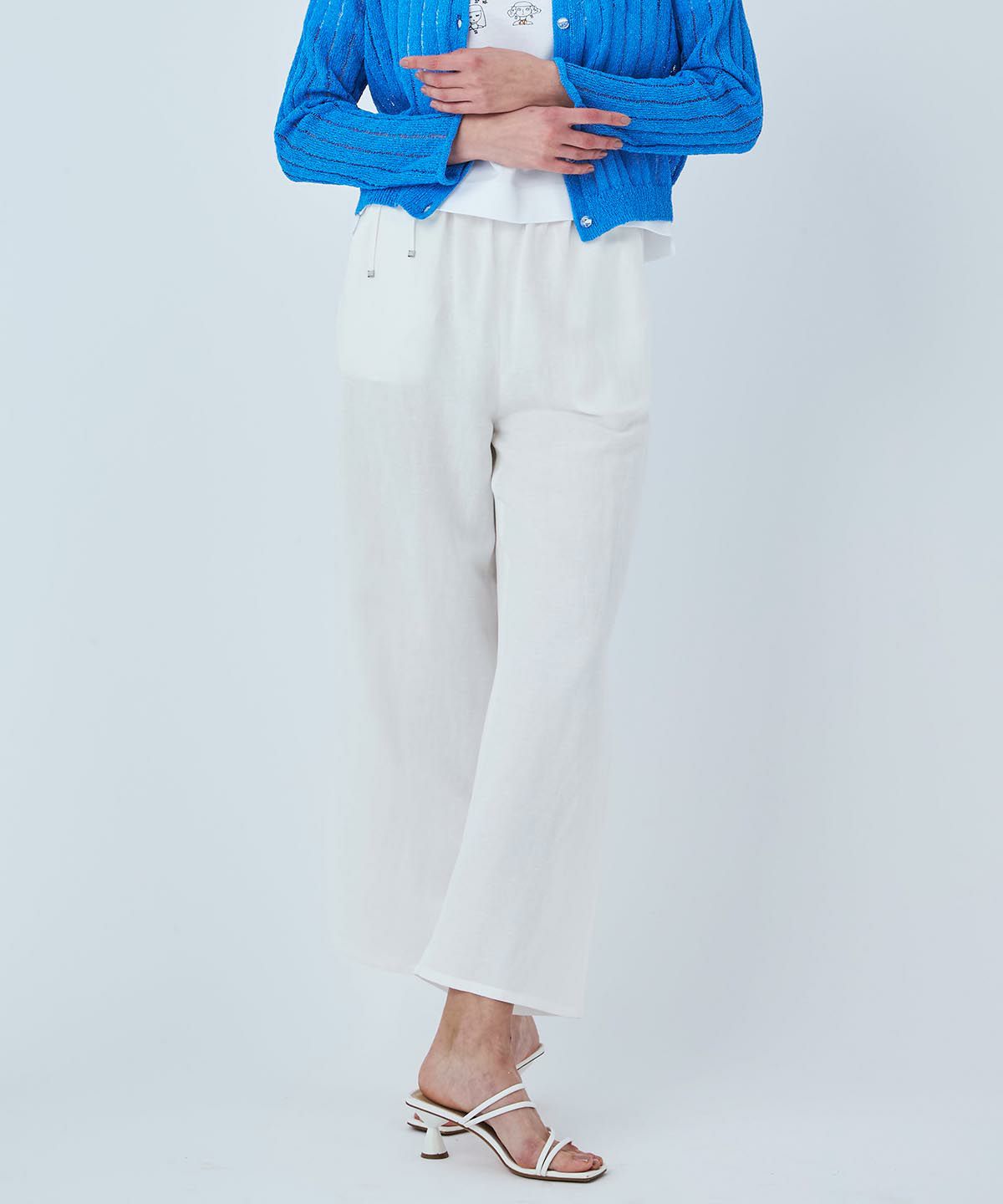 モデル着用画像（ホワイト）