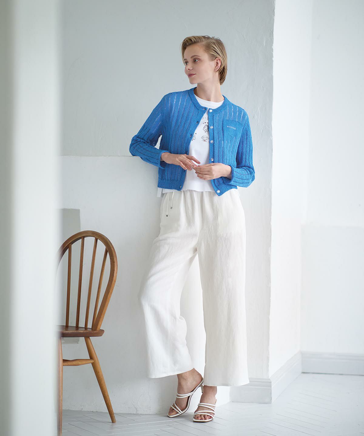 モデル着用画像（ホワイト）