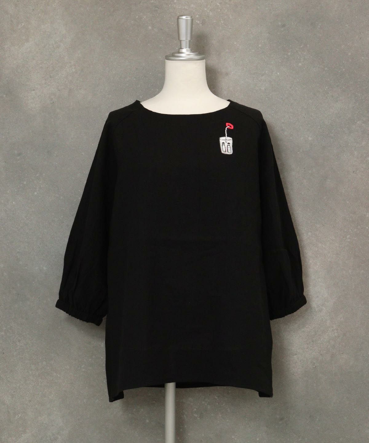 刺繍ワッペン麻100％チュニック(ブラック)