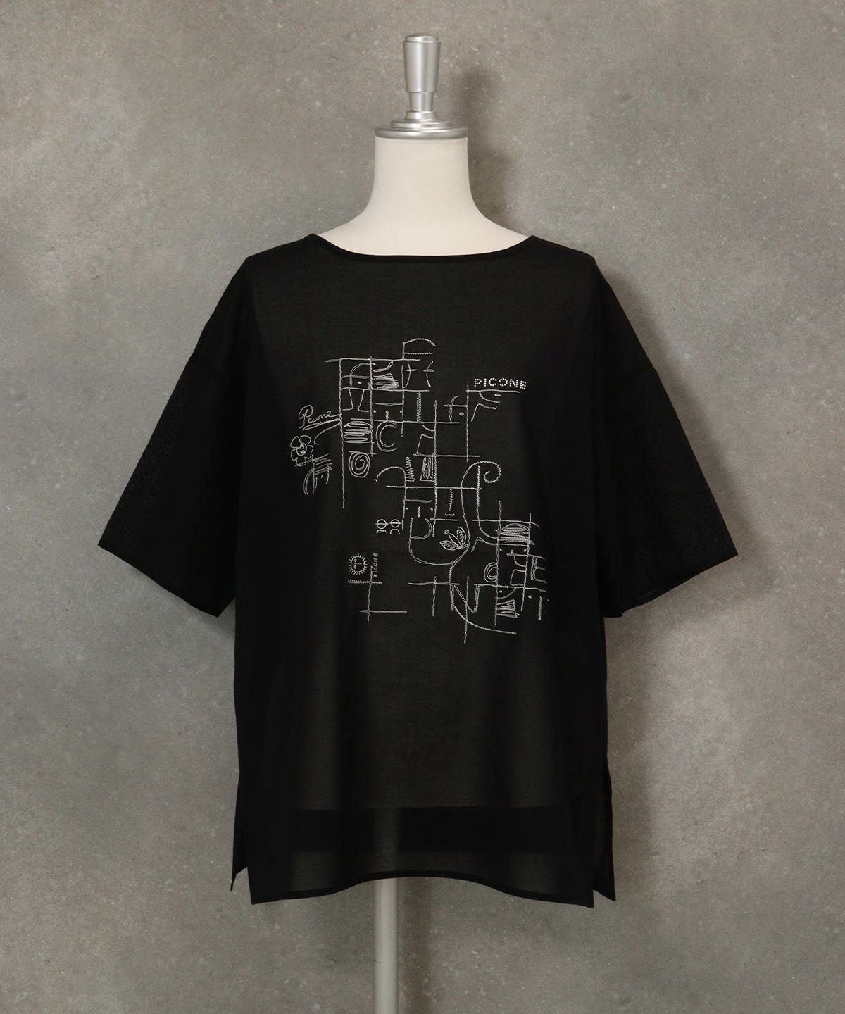 コットン100％線画刺繍プルオーバー(ブラック)