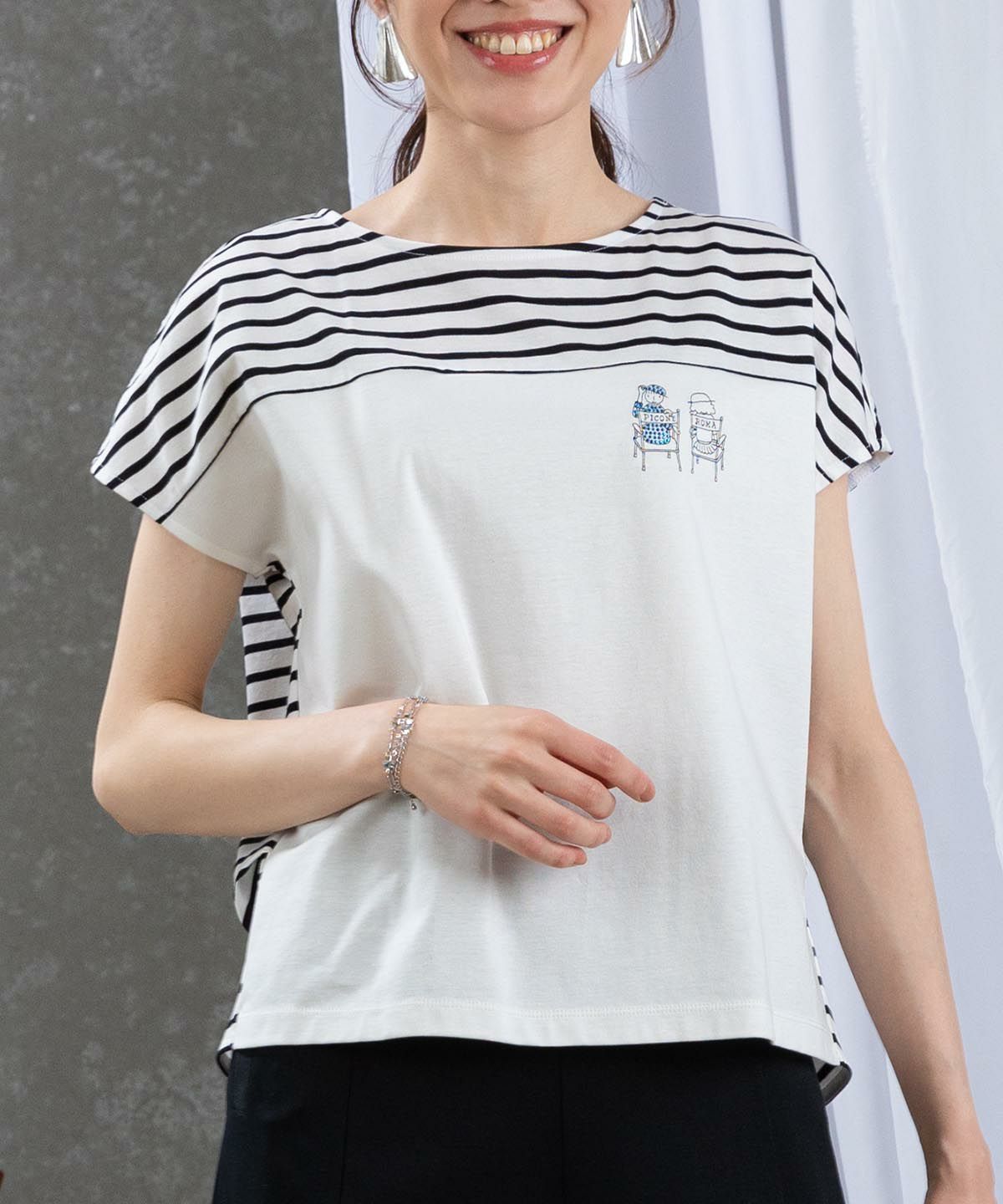 モデル着用（ホワイト）