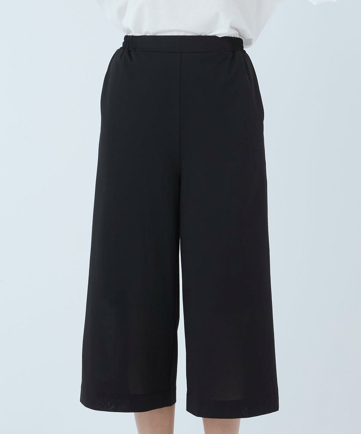 モデル着用画像（ブラック）