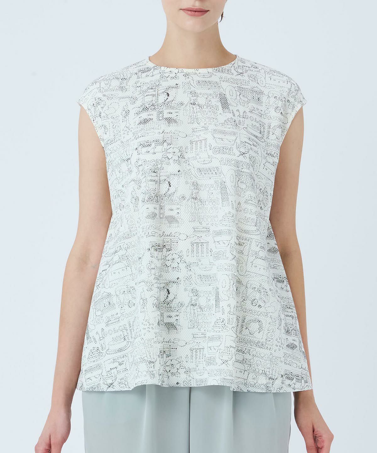 モデル着用画像(ホワイト)