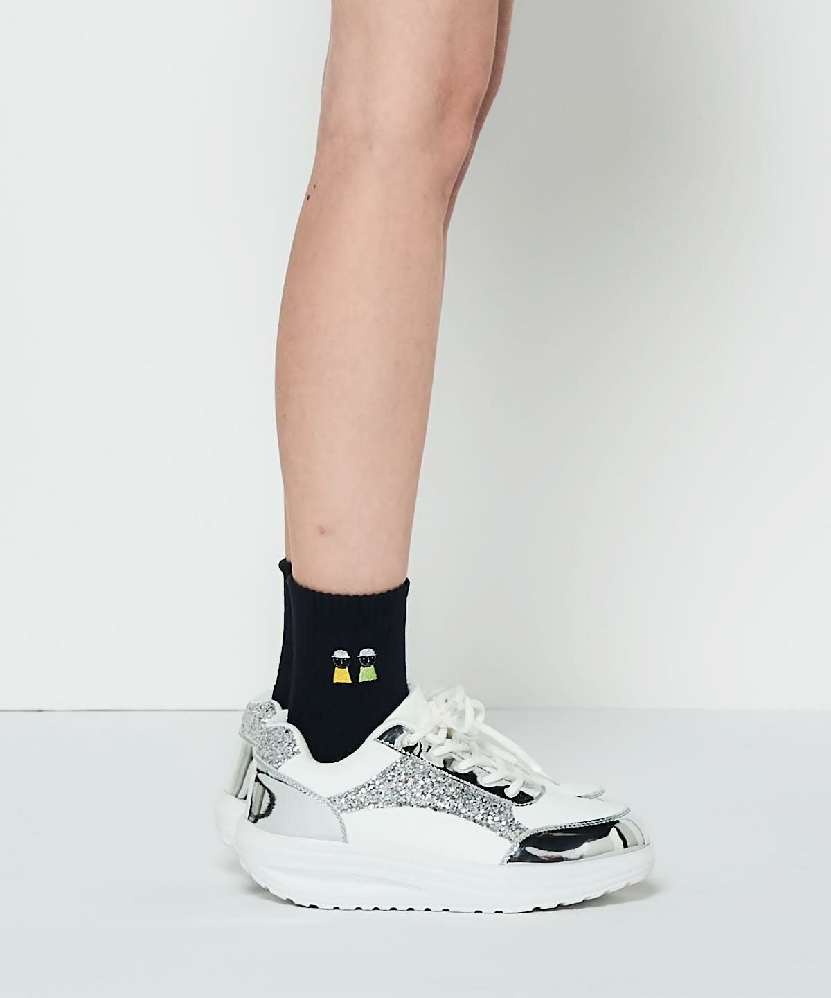 モデル着用画像（ネイビー）