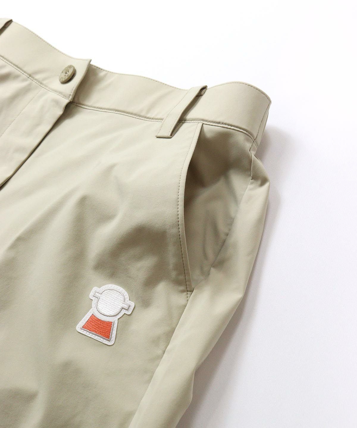 ポケット部分（ベージュ）