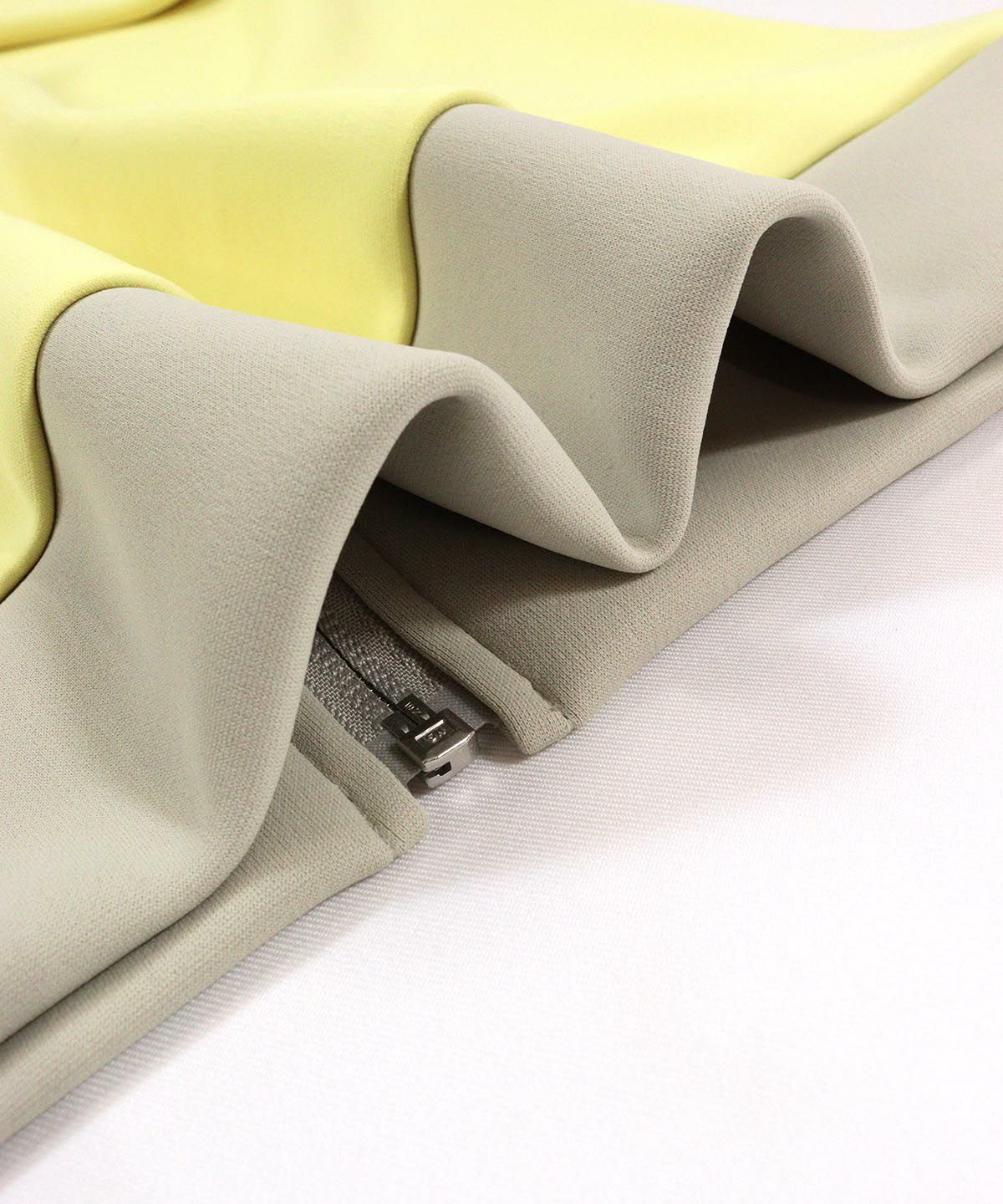 ワッペン付ジップブルゾン|ピッコーネクラブ - ゴルフウェアや婦人服通販