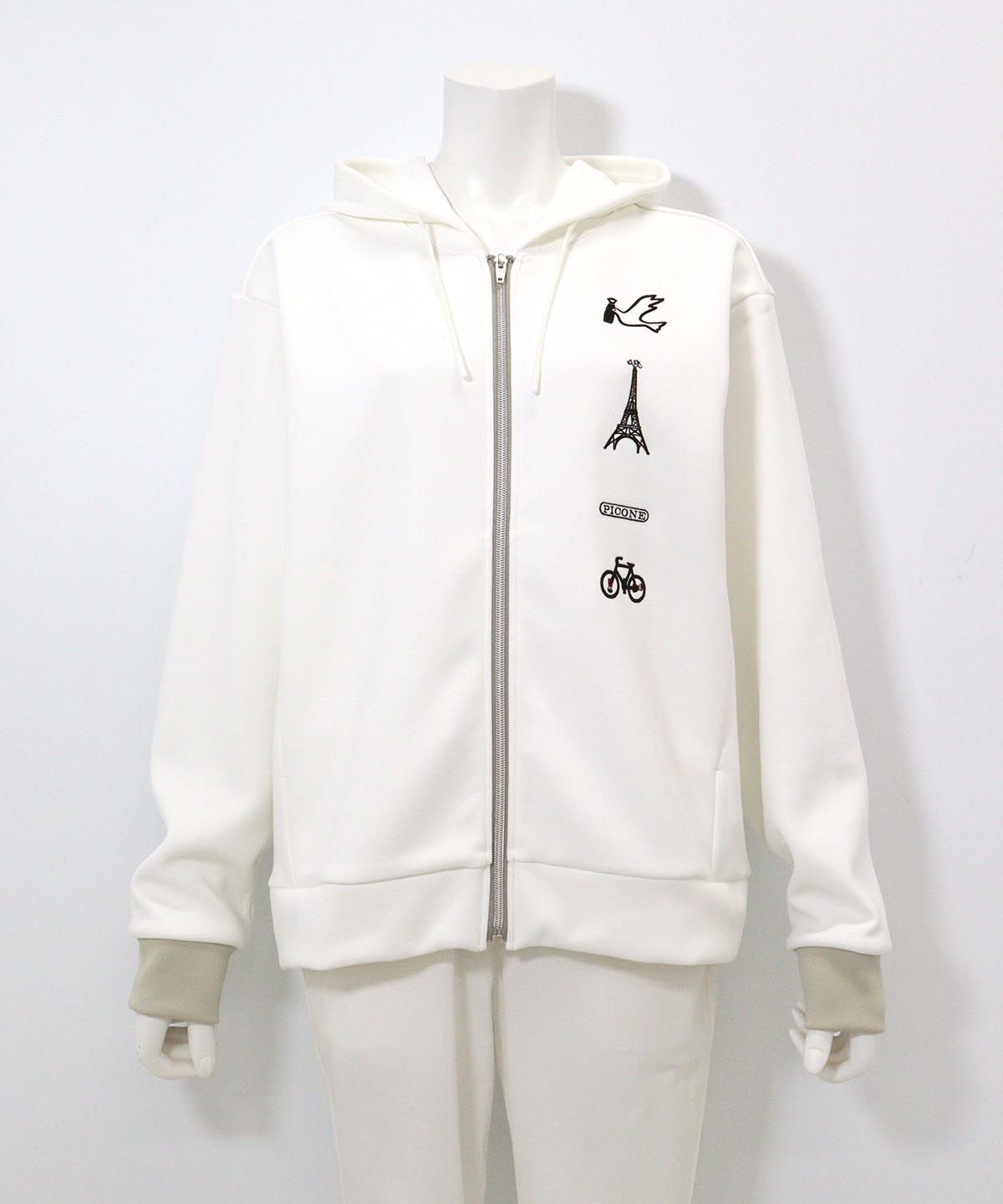 刺繍ワッペンジップパーカー（ホワイト）