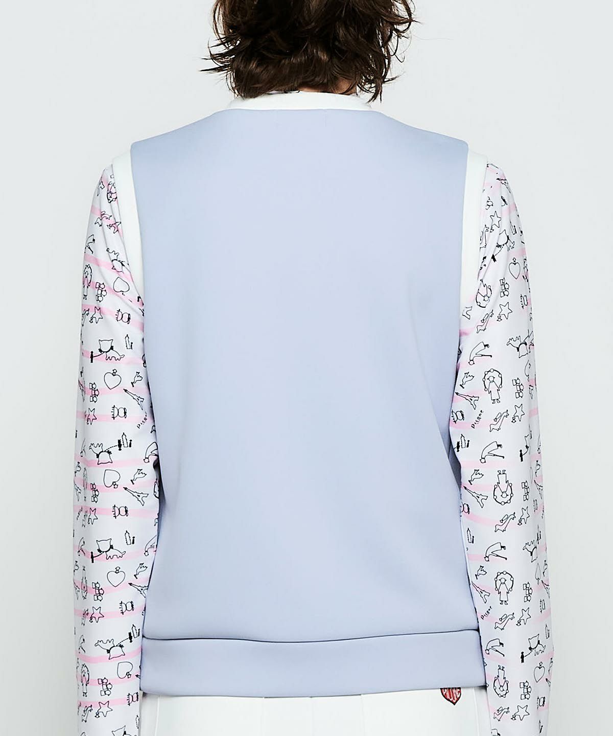 モデル着用画像（ライトブルー）