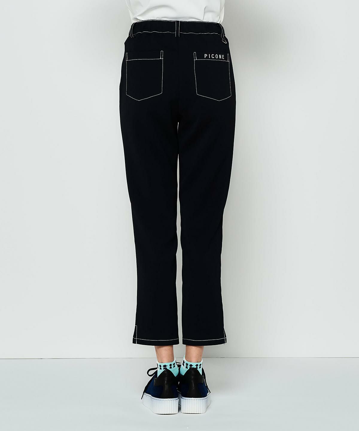 モデル画像（ネイビー）