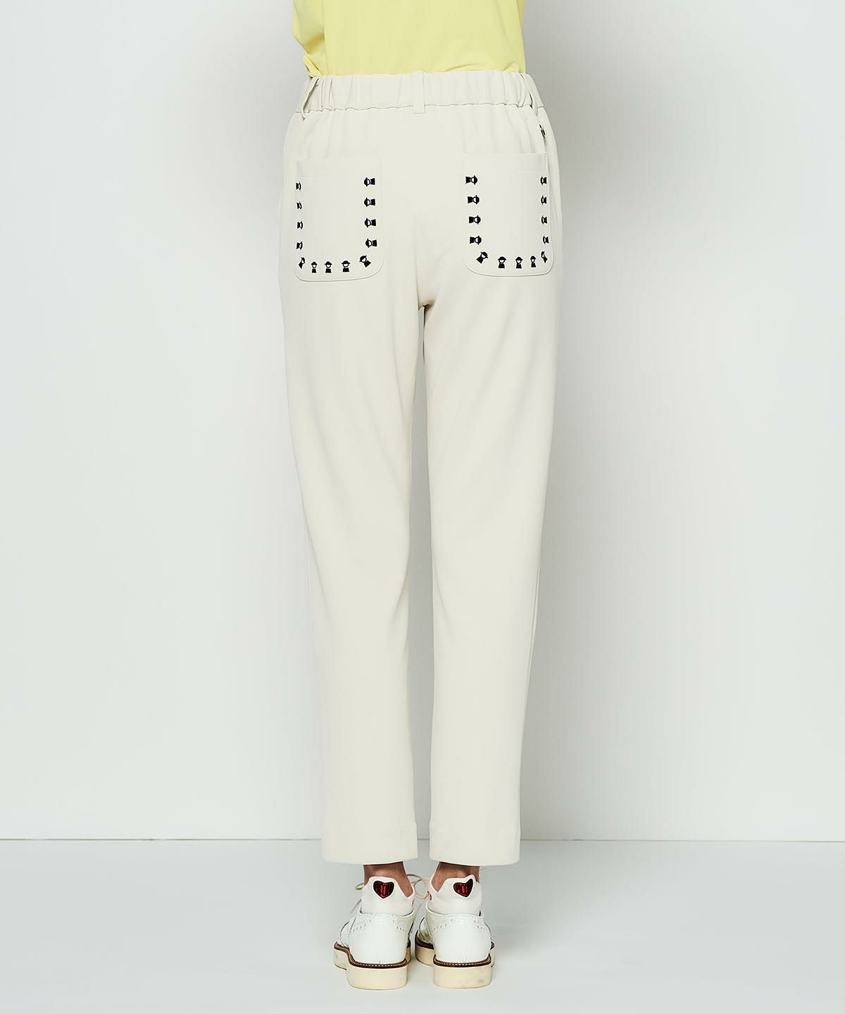 モデル画像（ベージュ）