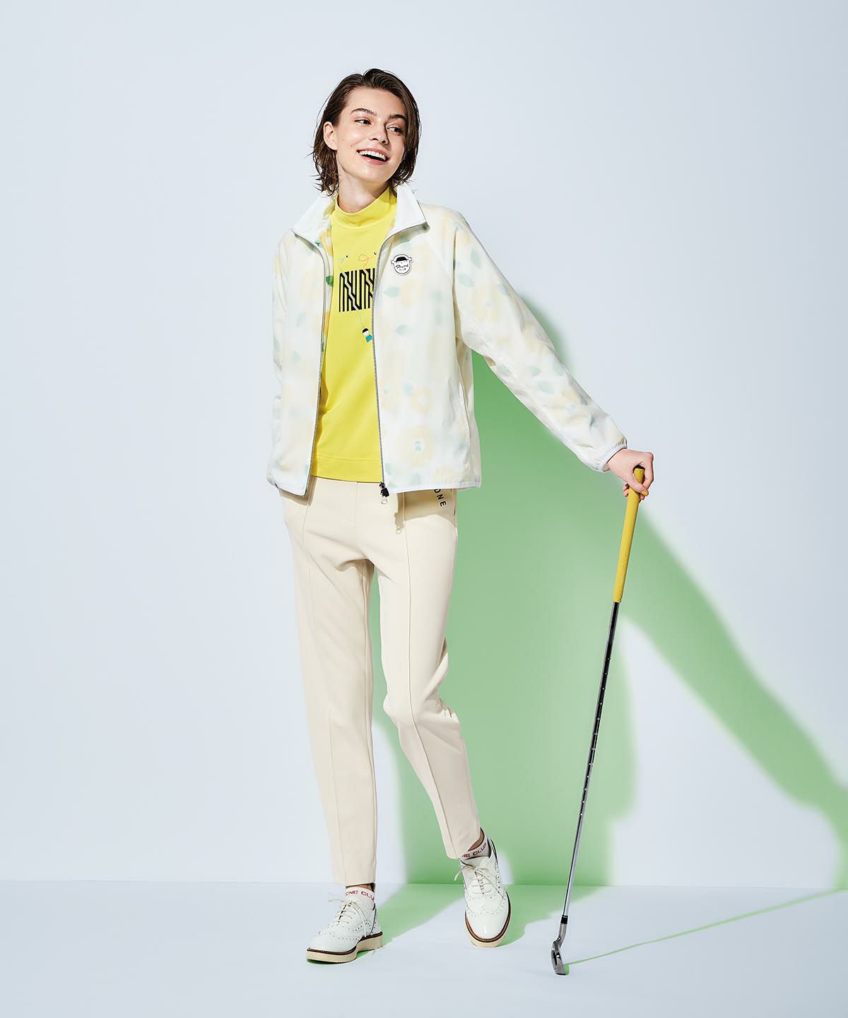 モデル画像（ベージュ）