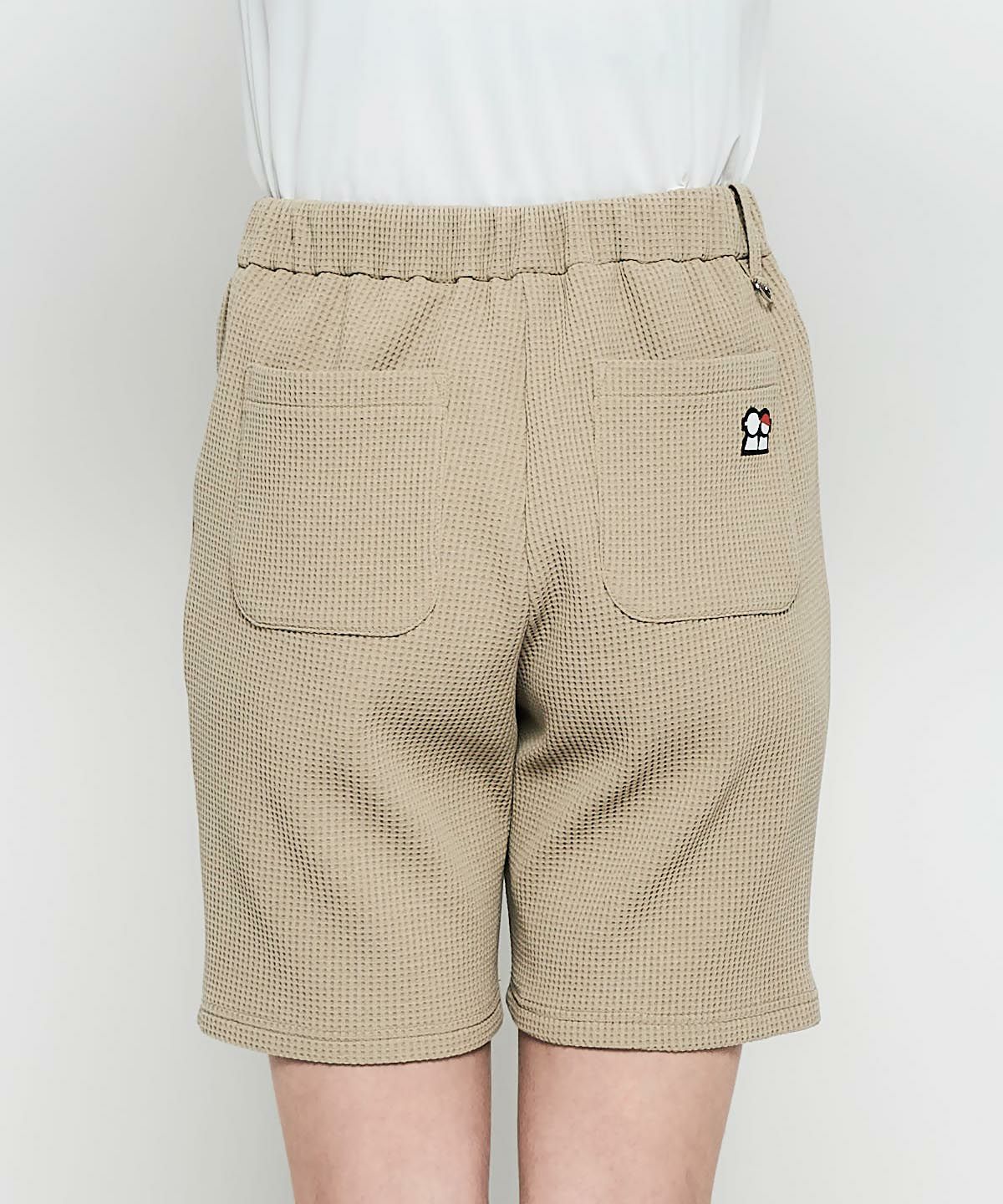 モデル画像（ベージュ）