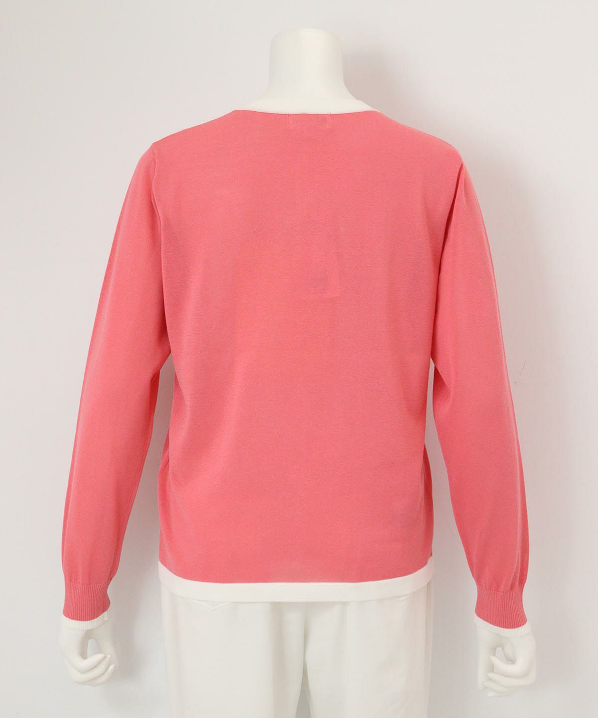 刺繍カーディガン 後ろ（ピンク）