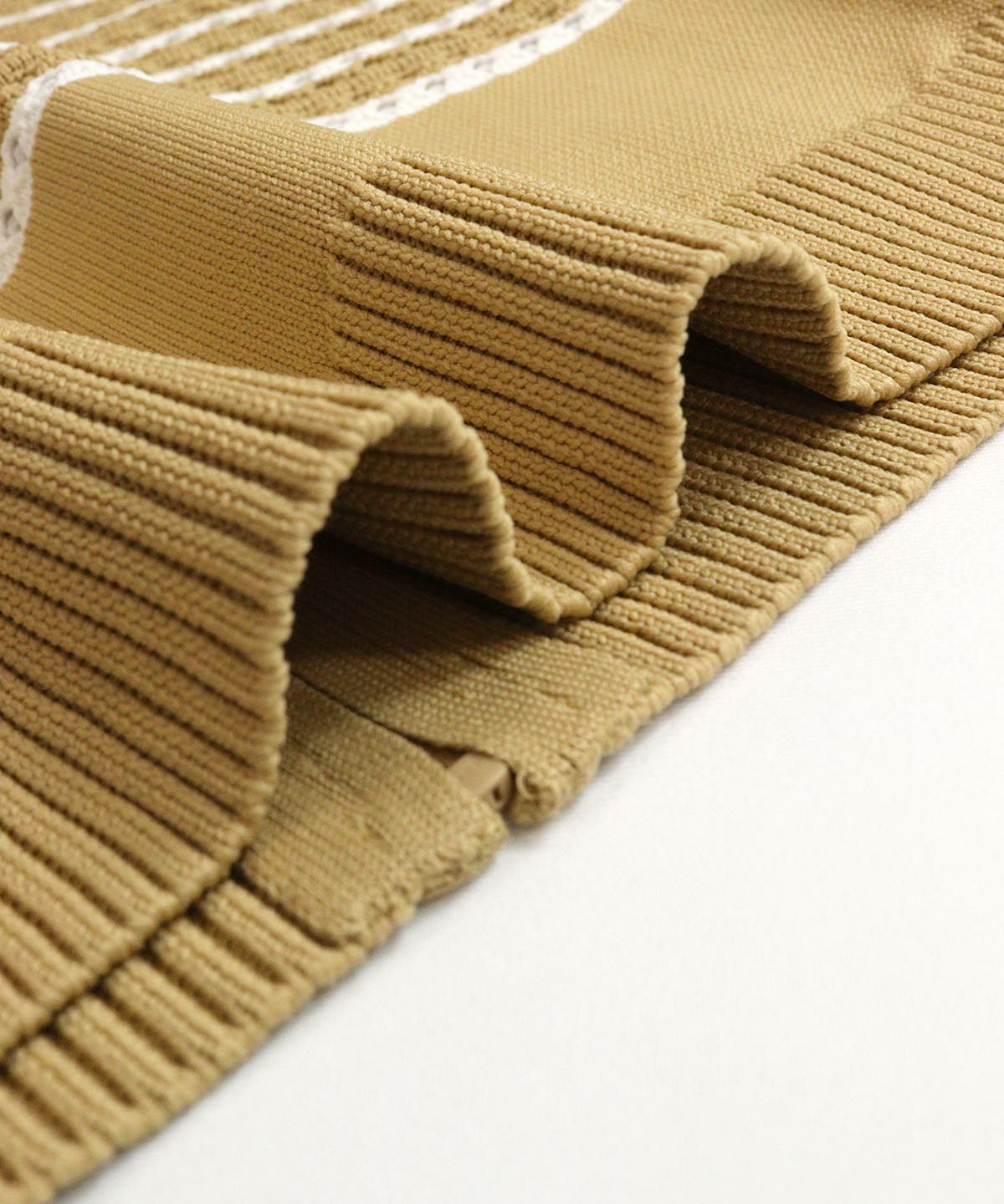 生地アップ（ベージュ）