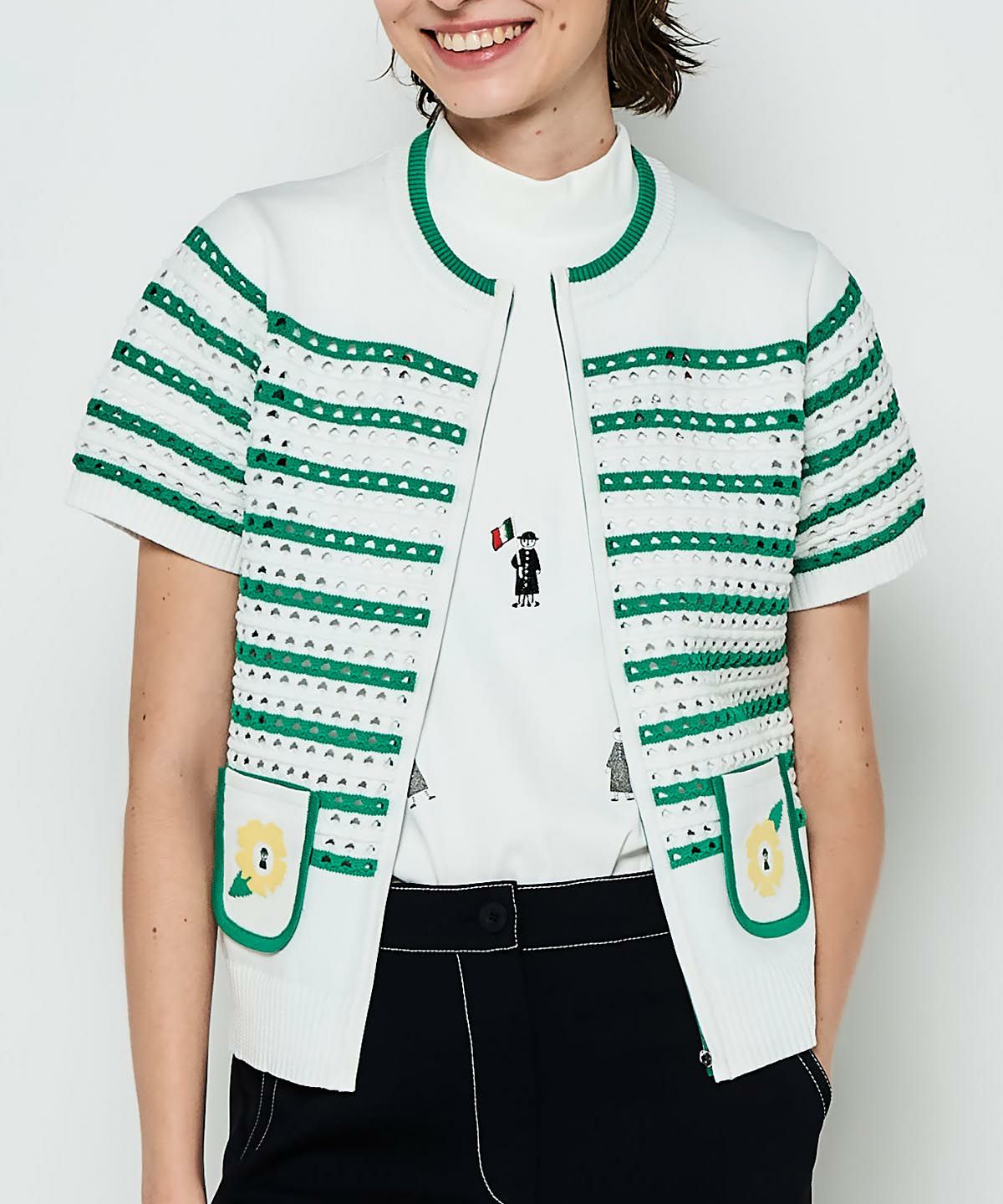 モデル着用画像（ホワイト×グリーン）