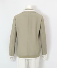 後ろ(ベージュ)