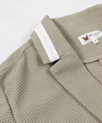 襟元(ベージュ)