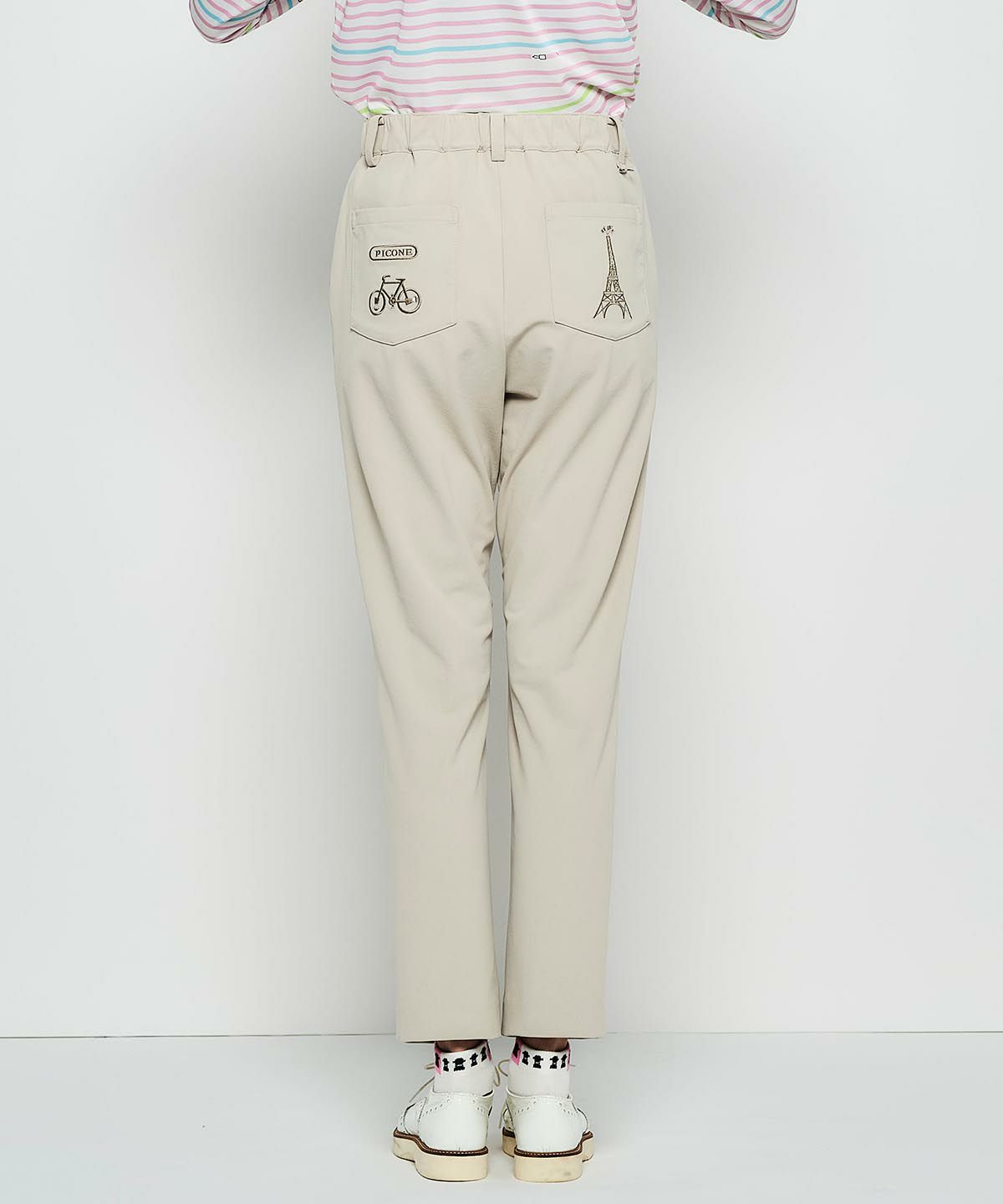 モデル着用画像（ベージュ）