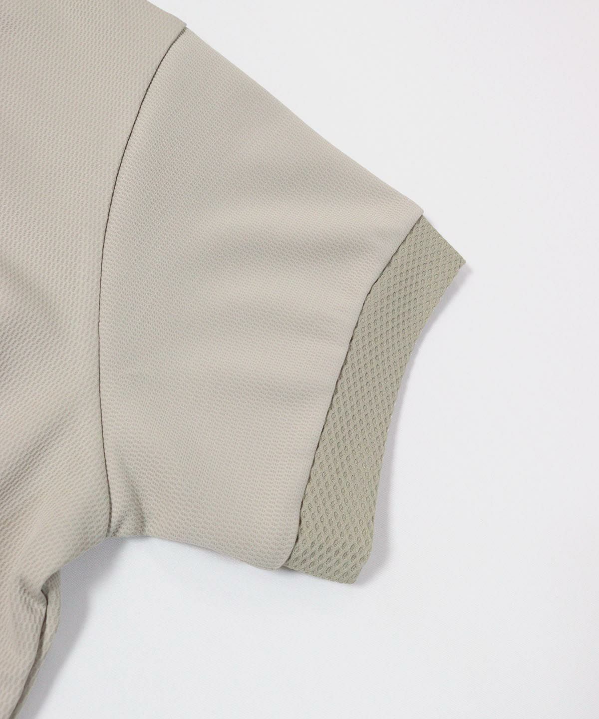 袖部分（ベージュ）