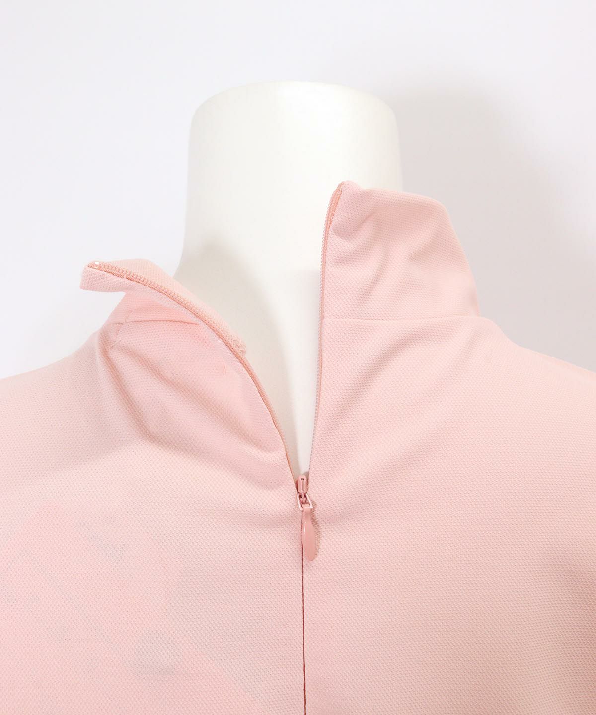 ファスナー部分（ピンク）