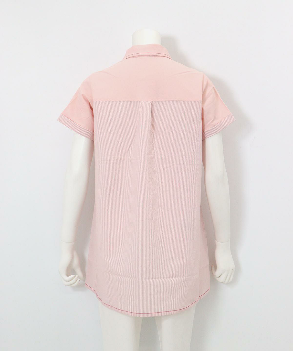 サッカーストライプ切替UV冷感ポロシャツ(ピンク)後ろ