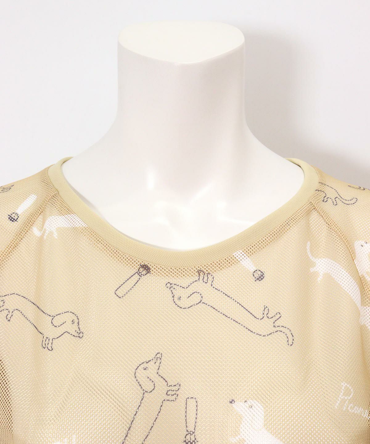 首元(ベージュ)