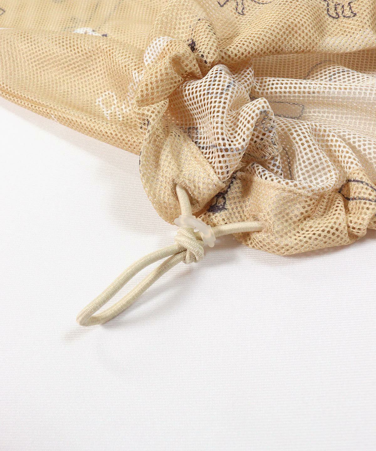 裾部分アップ(ベージュ)