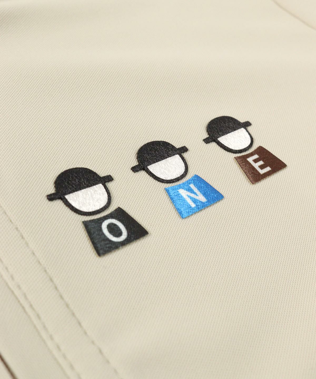 胸元デザインアップ(ベージュ)