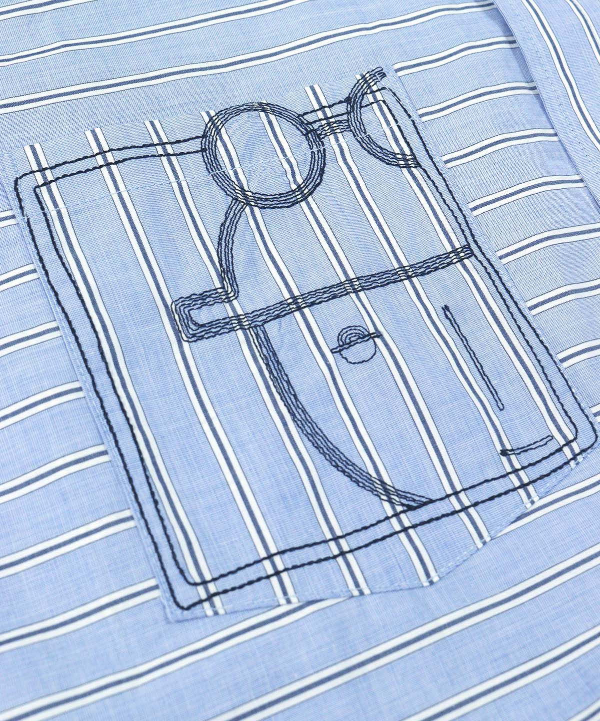 デザイン部分（ブルー）