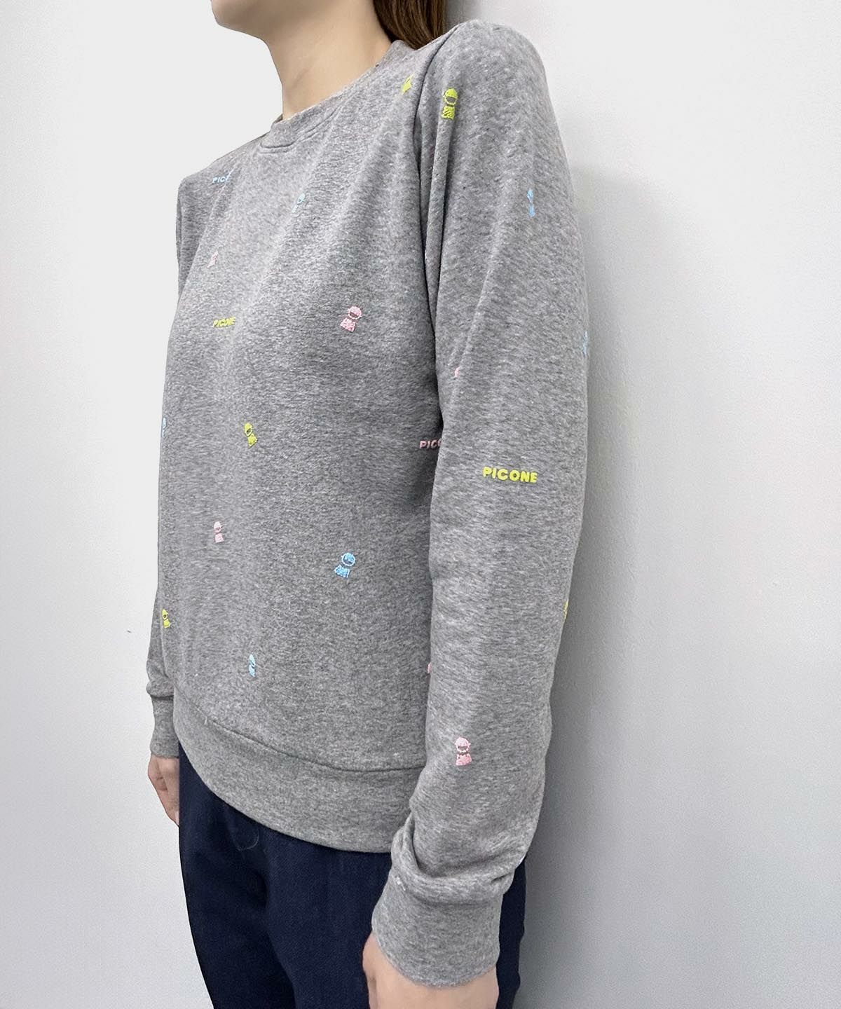 ミニプリント裏毛スウェット(グレー)着用イメージ