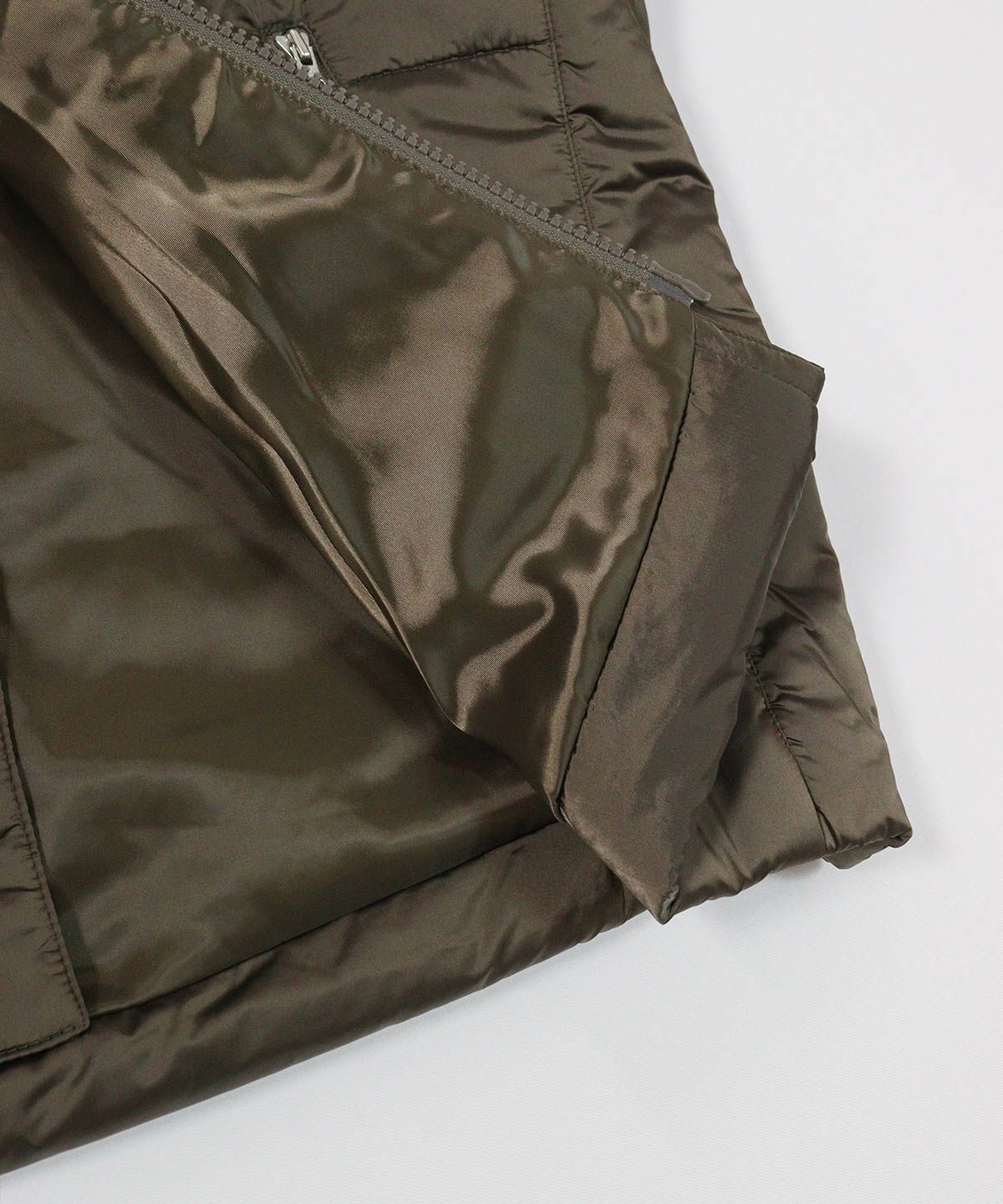 内側生地(カーキ)