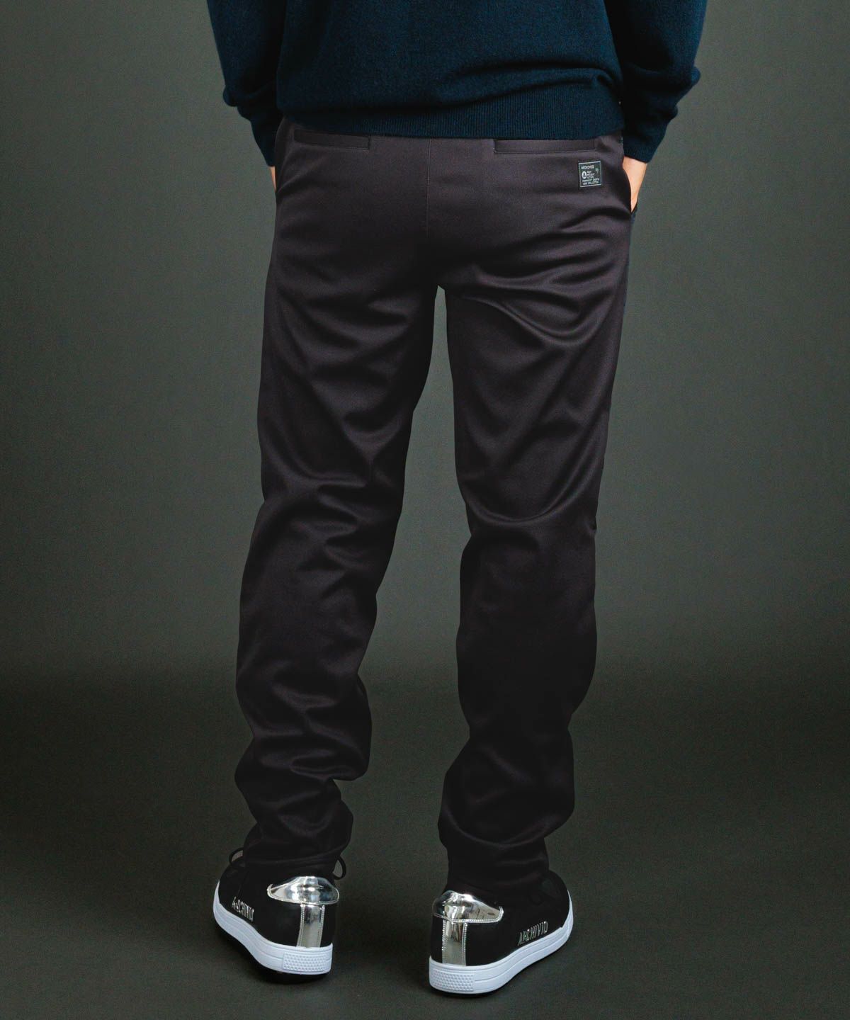 モデル着用画像(ブラック)