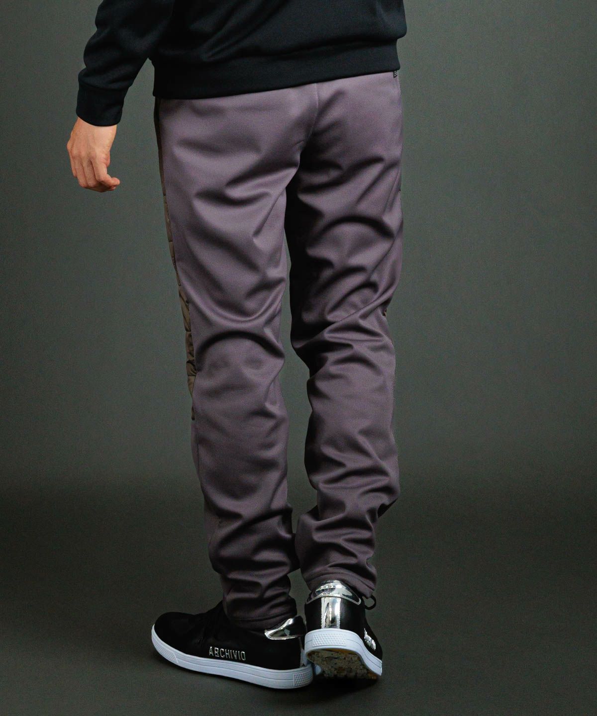 モデル着用画像(カーキ)