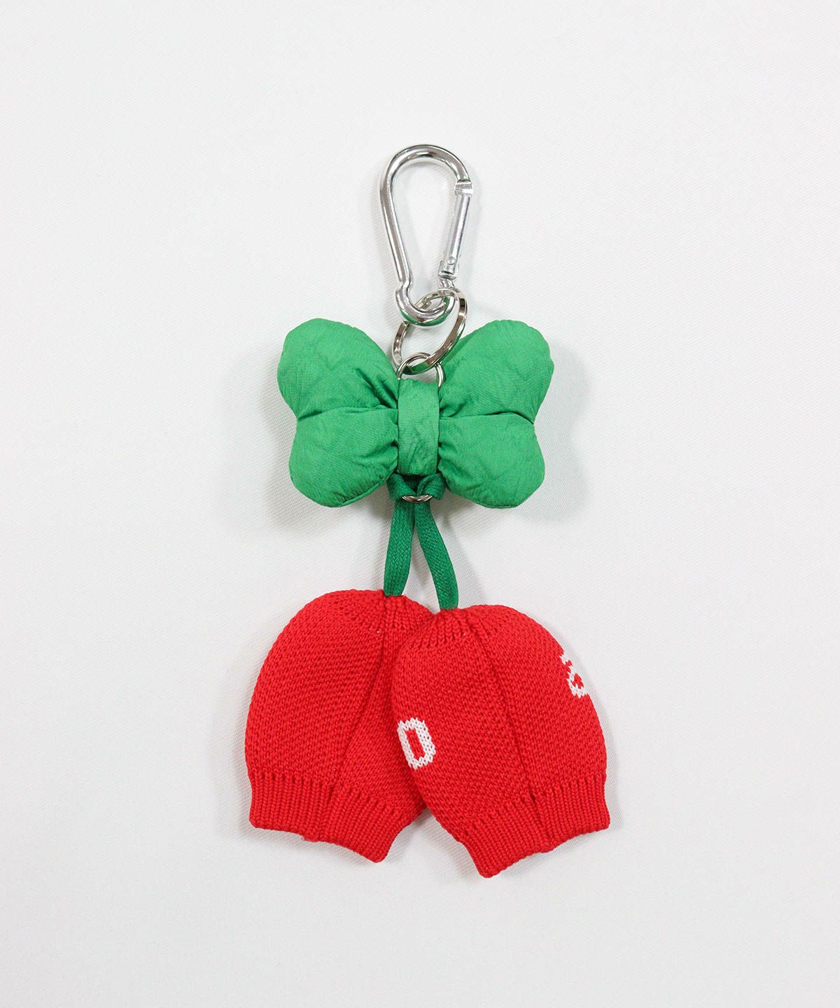 チェリー型ボールケース(レッド)後ろ