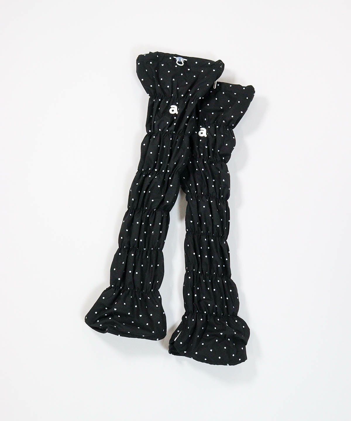 保温撥水ドット柄レッグウォーマー(ブラック)