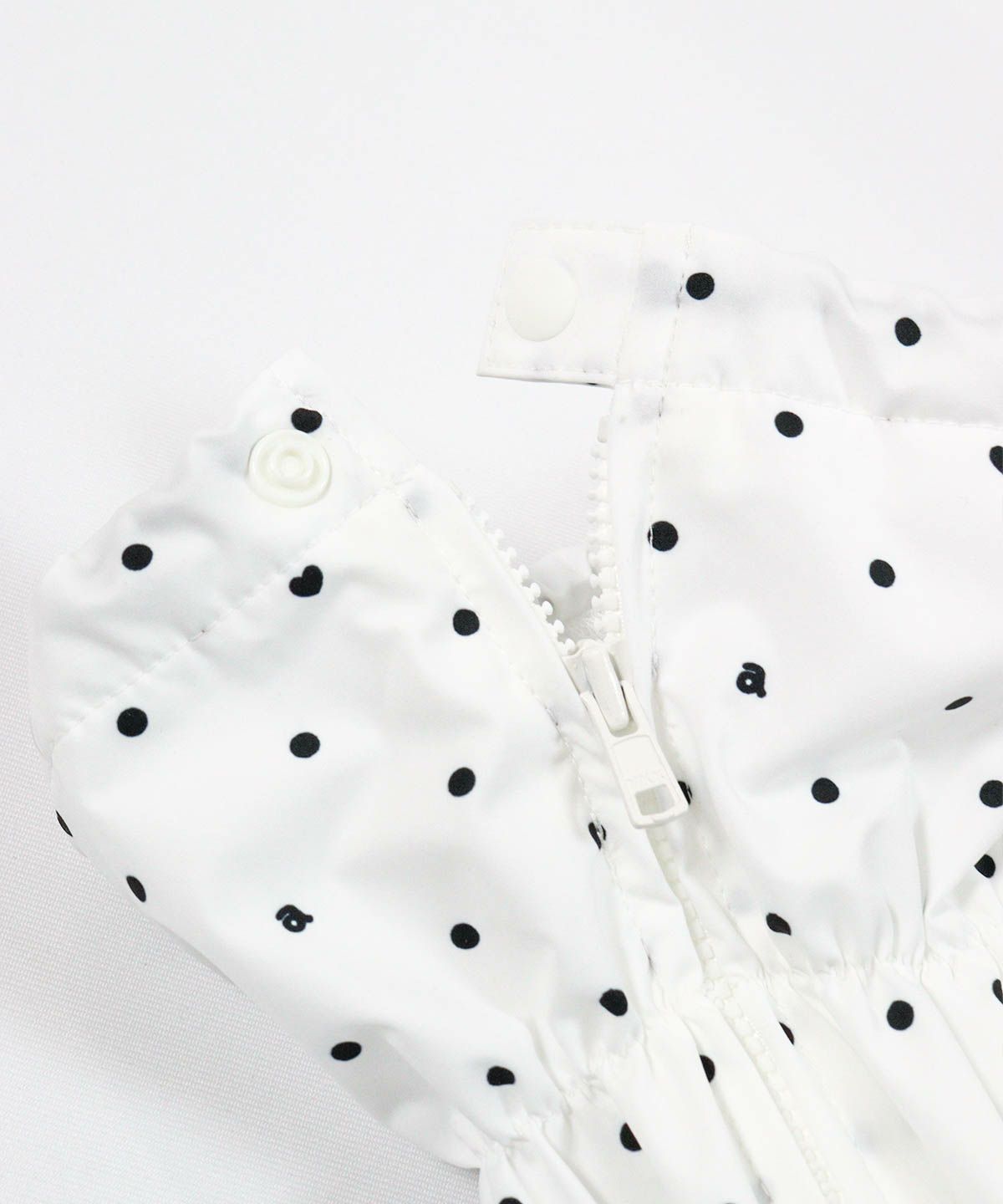 ファスナー部分(ホワイト)