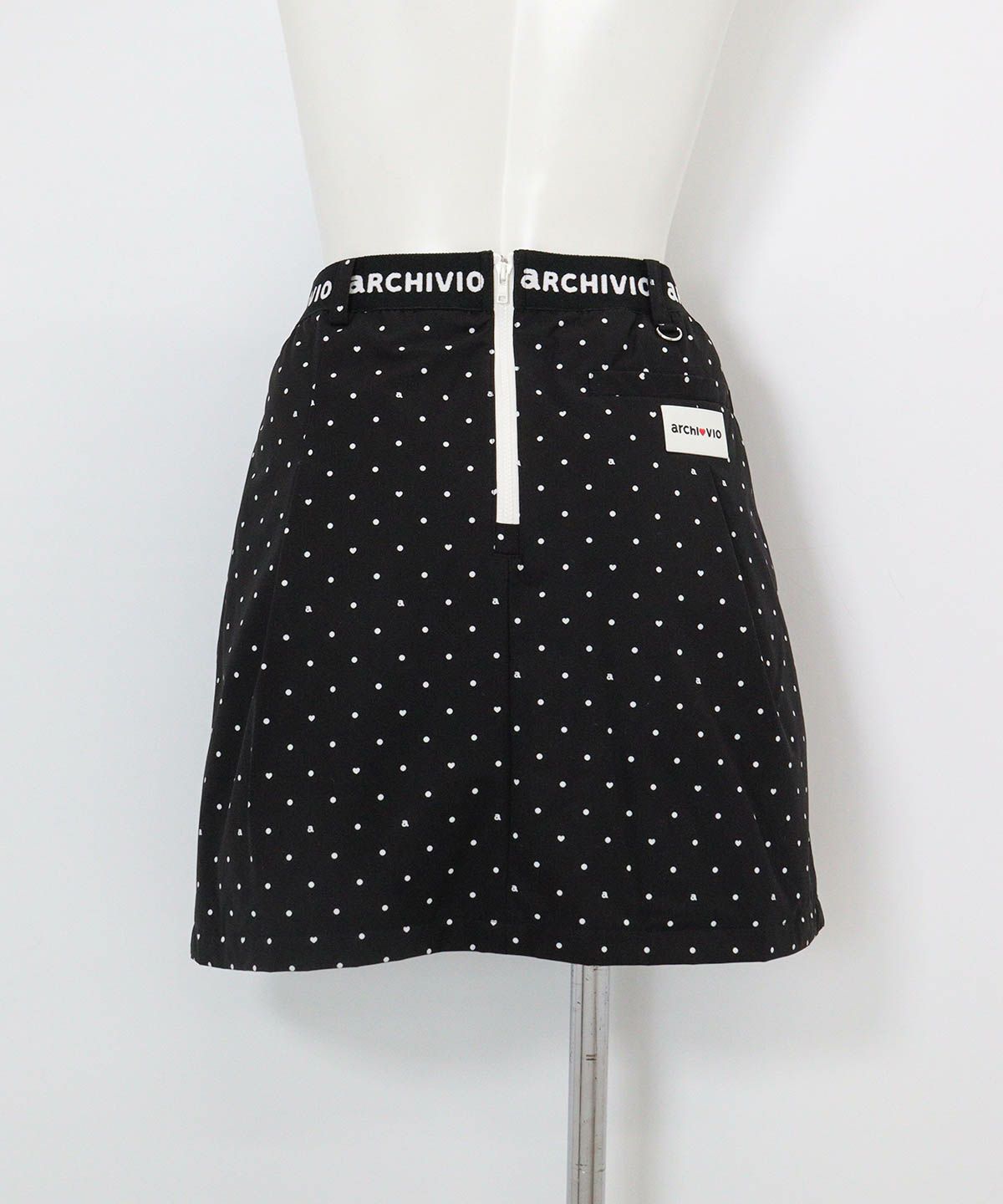 保温撥水ドット柄スカート(ブラック)後ろ