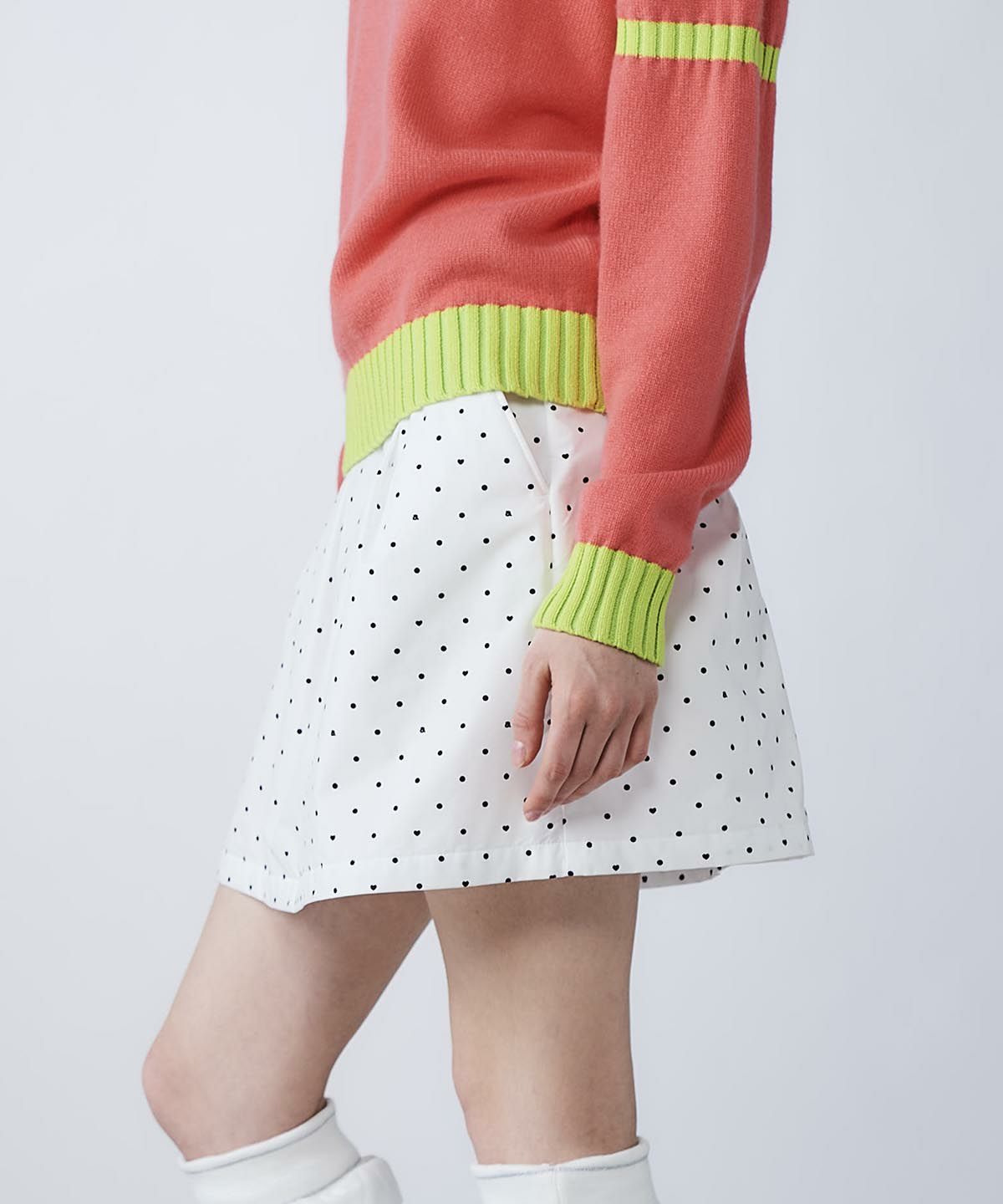 保温撥水ドット柄スカート|アルチビオ - ゴルフウェアや婦人服通販