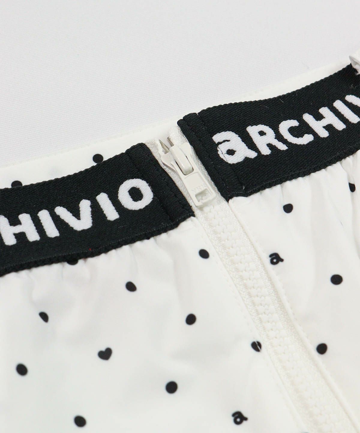 ファスナー部分(ホワイト)