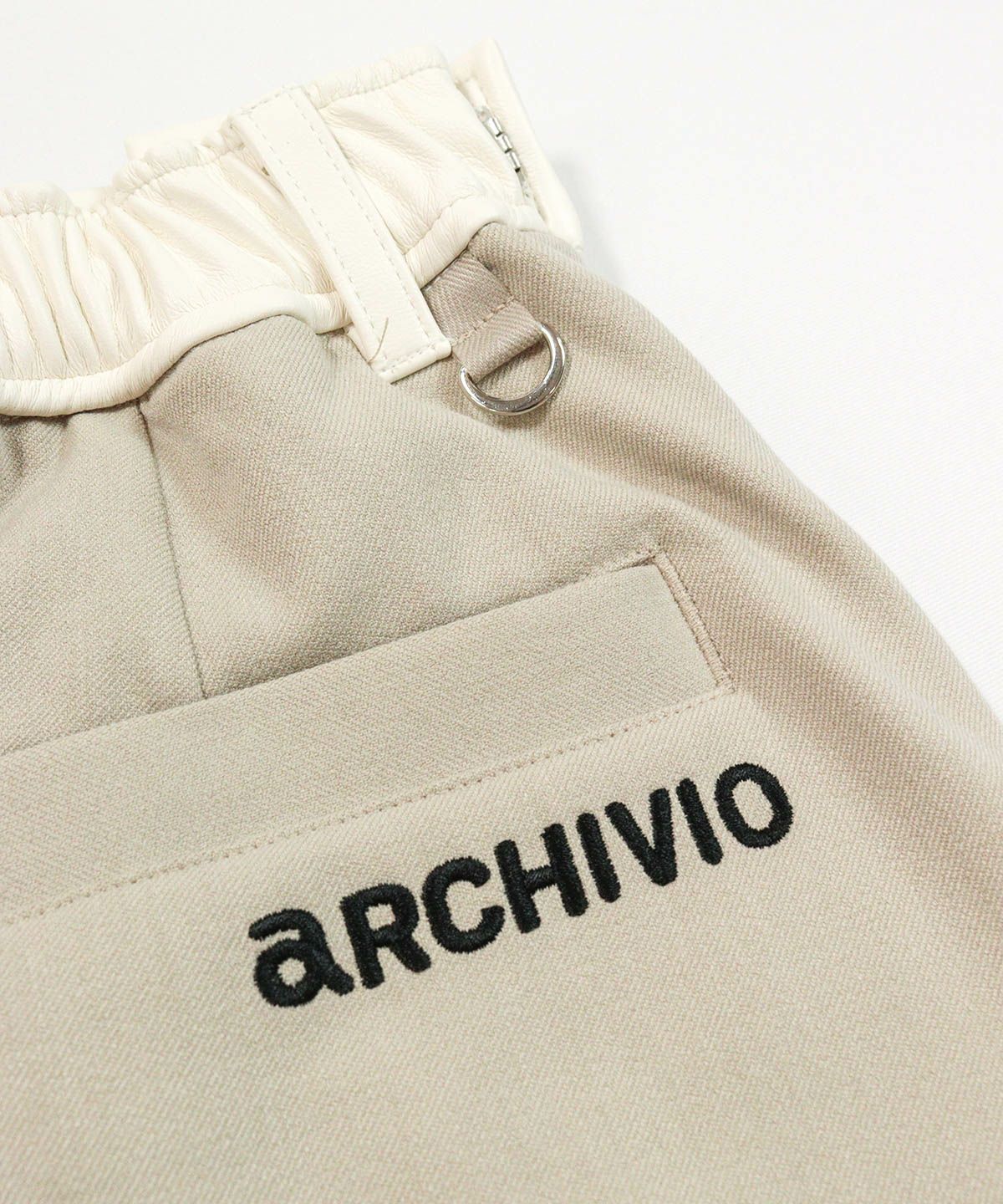 後ろポケット(ホワイト)