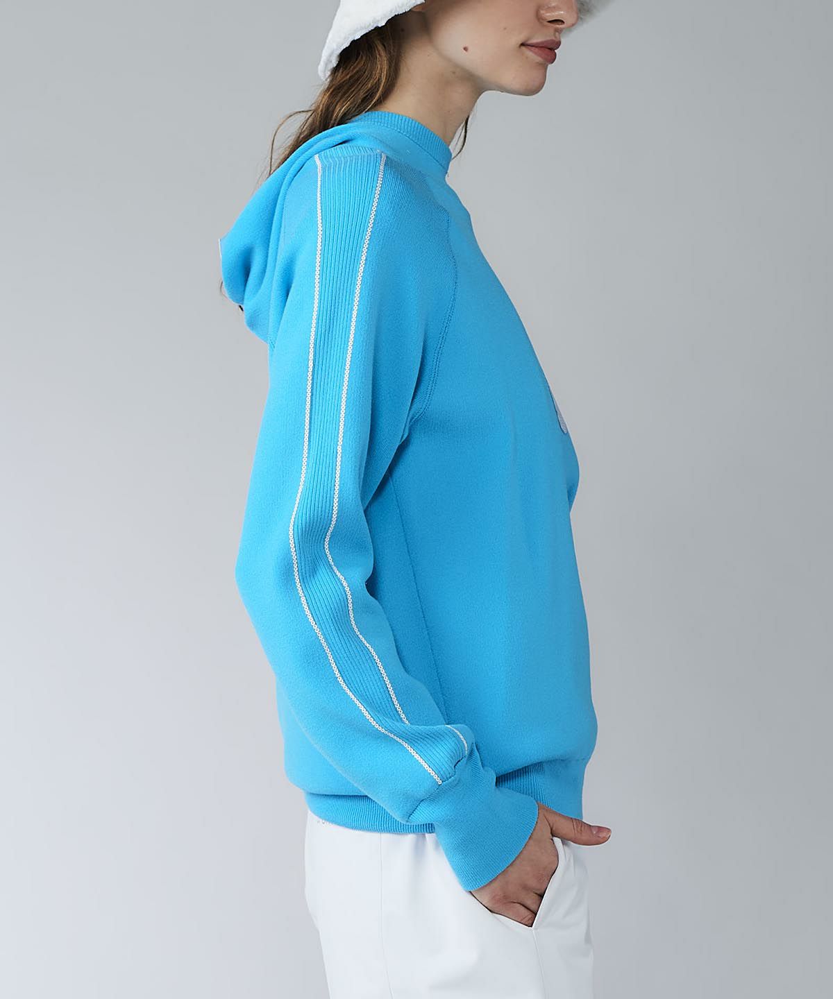 モデル着用画像(ブルー)