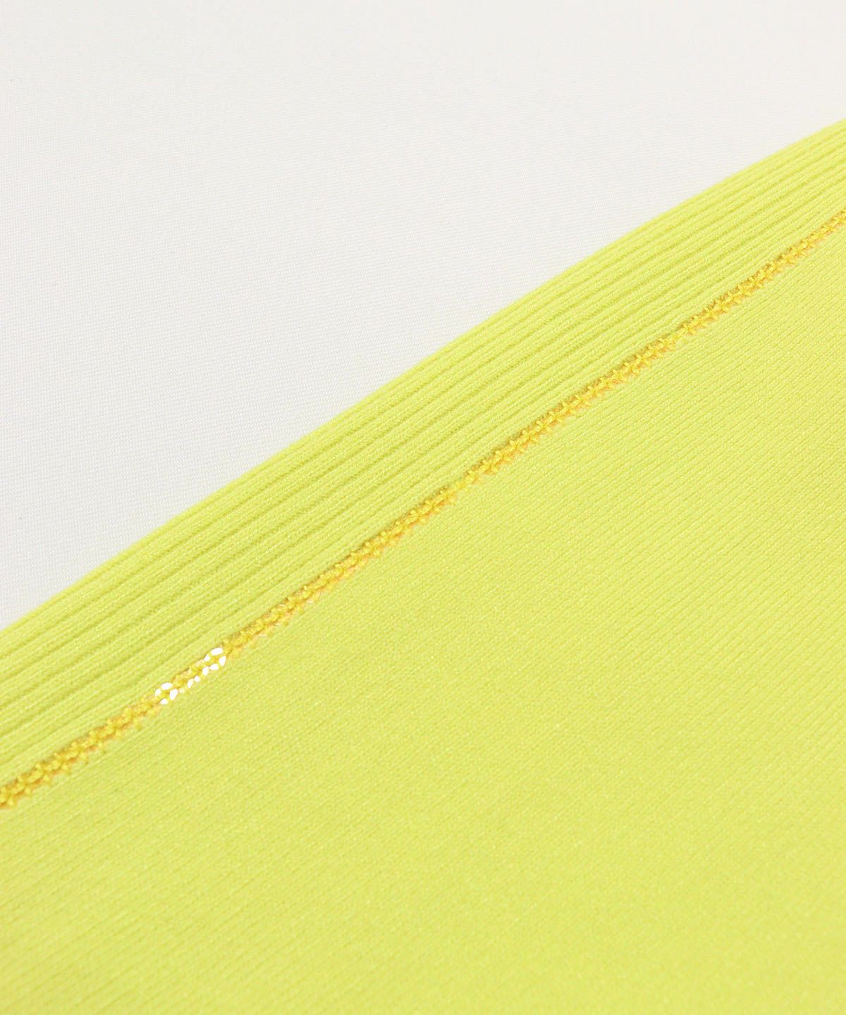 袖ライン部分(イエロー)