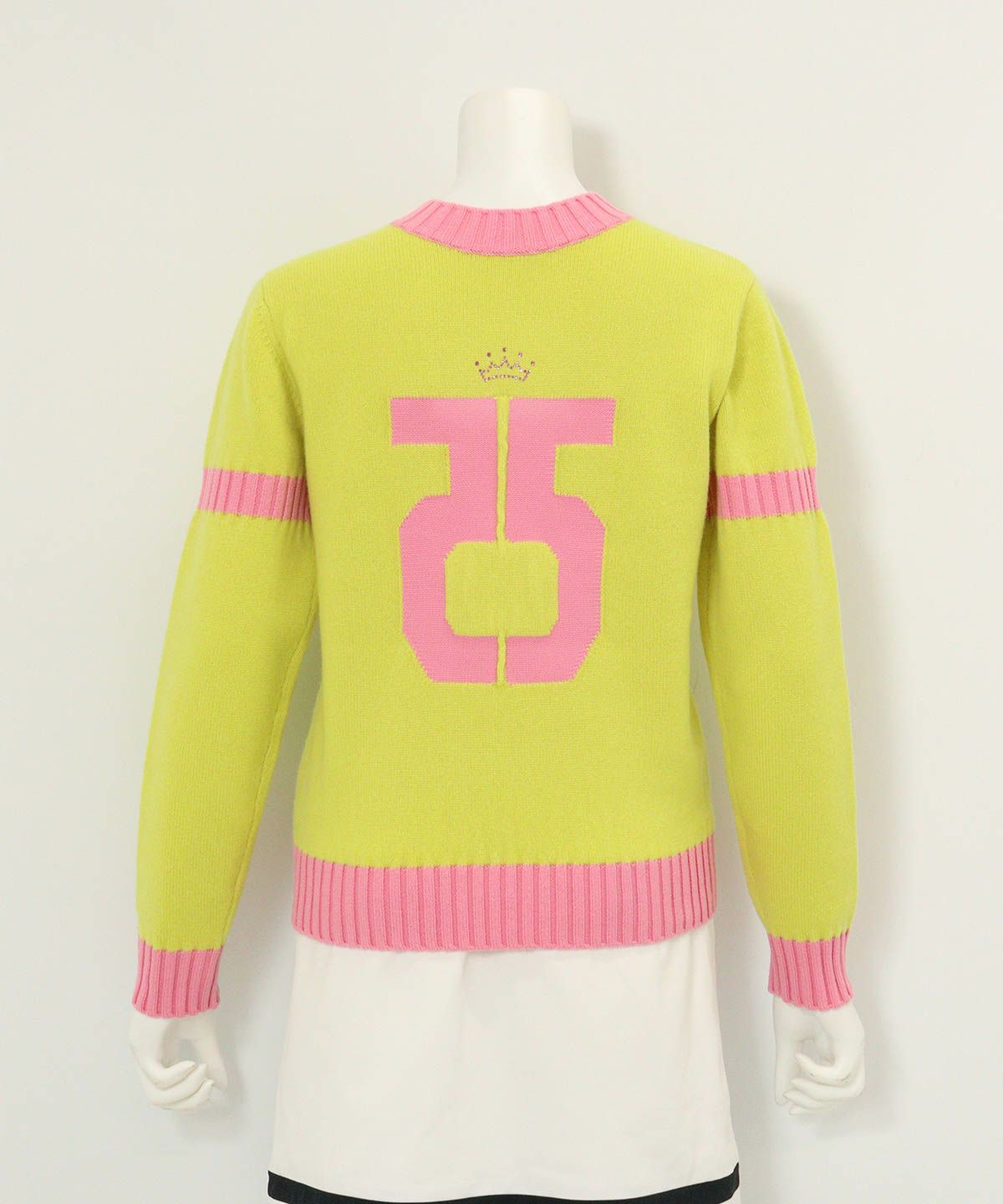 カシミヤ100％バックロゴニット(イエロー)後ろ