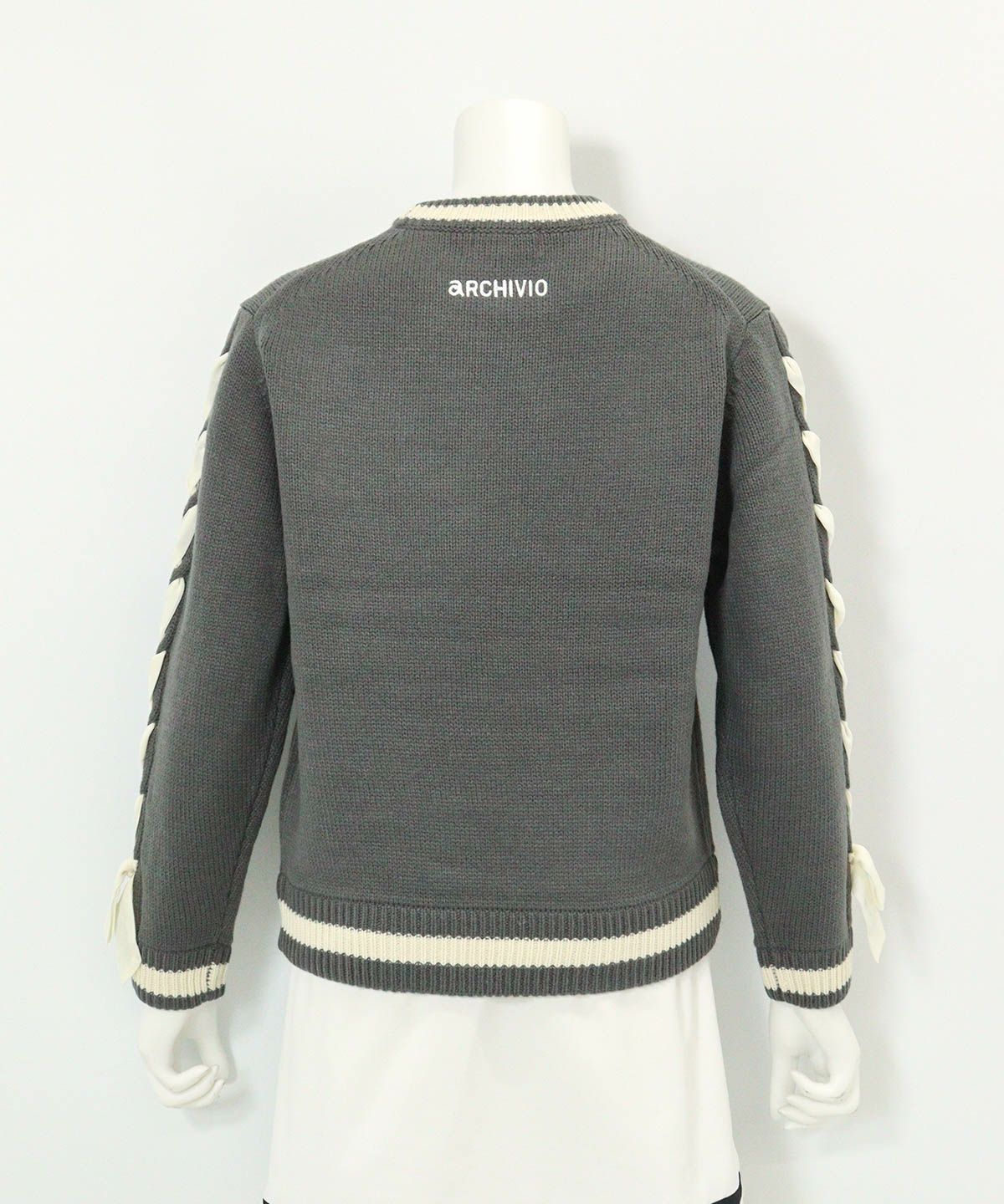 ブレードリボン袖ニット(グレー)後ろ