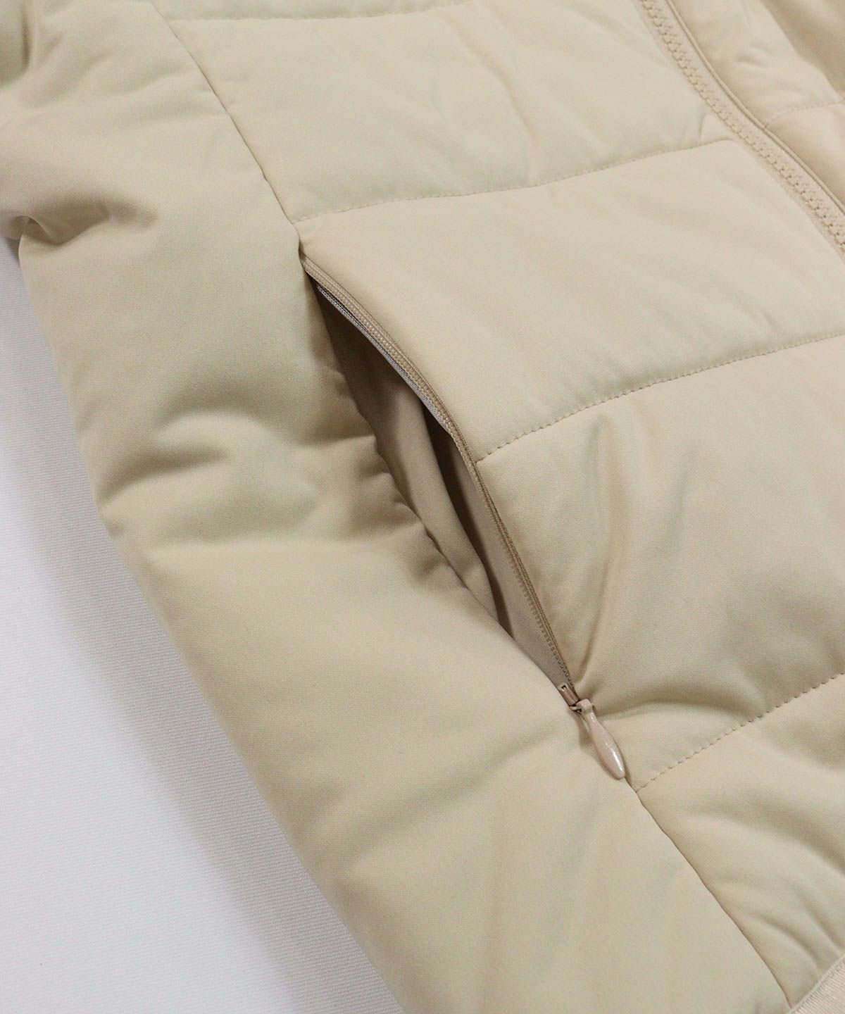 ポケット(ベージュ)