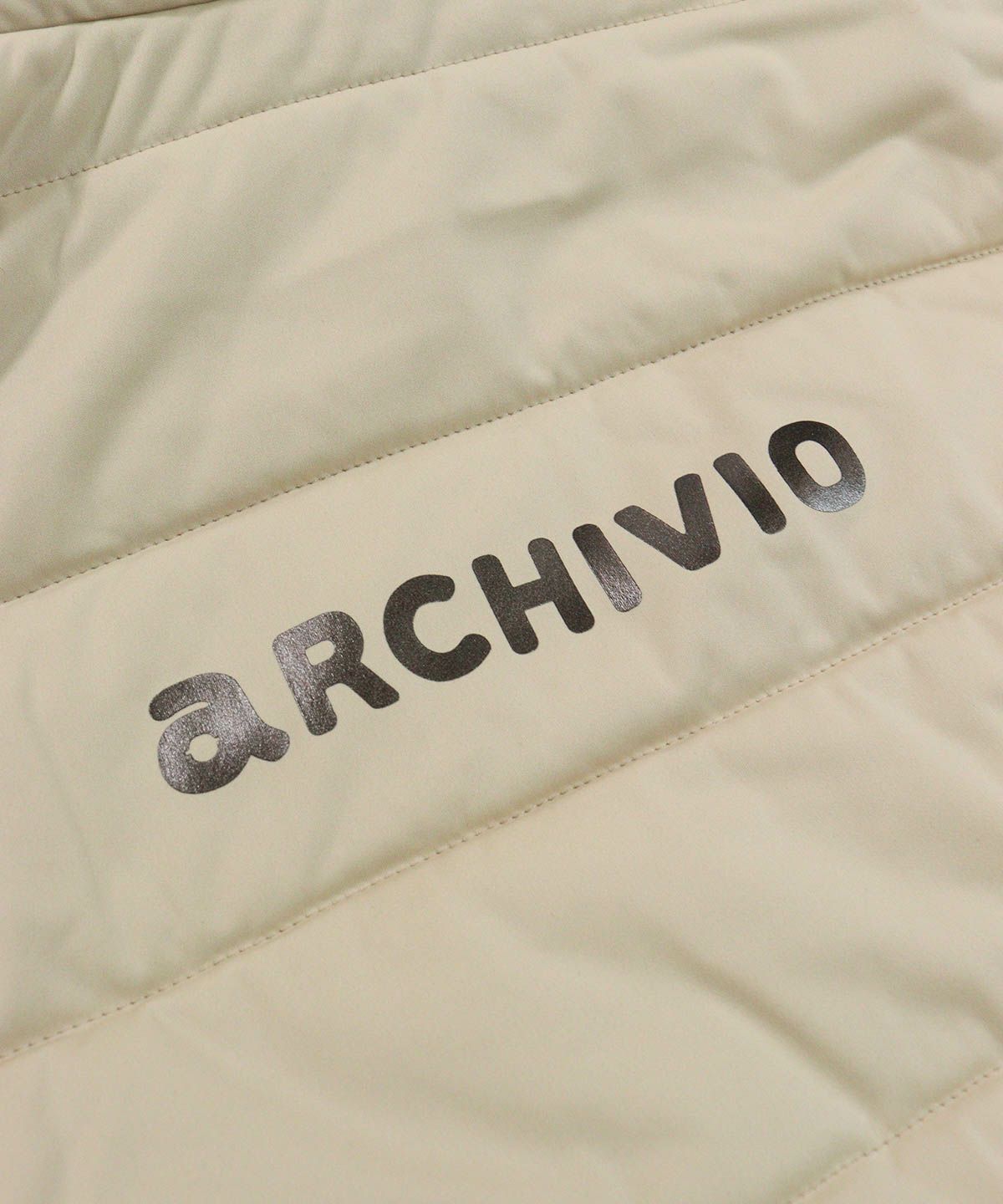 ロゴ(ベージュ)