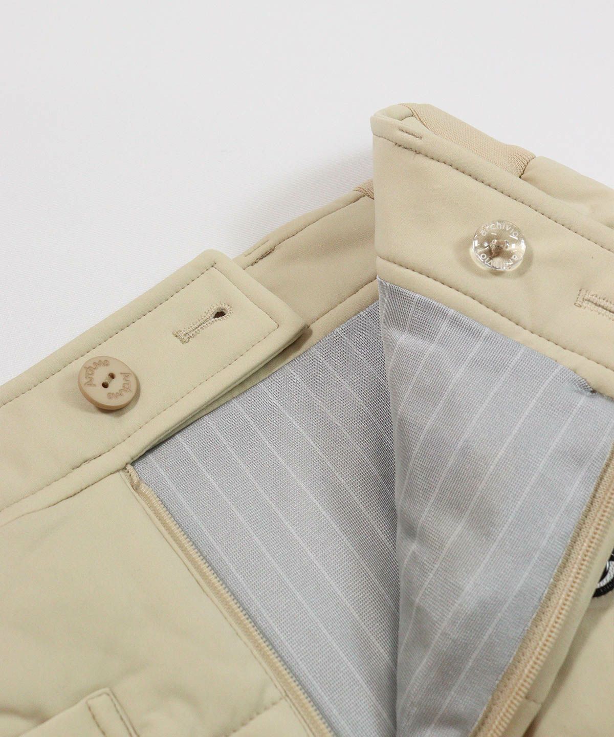 ファスナー部分(ベージュ)