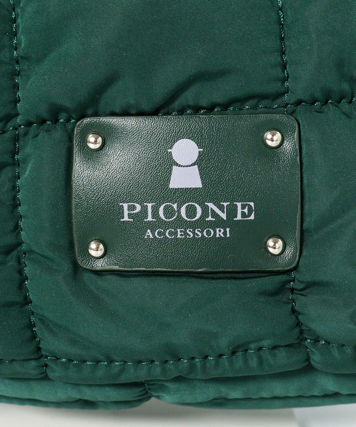 デザイン部分（グリーン）